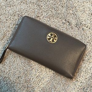 Tory Burch Wallet